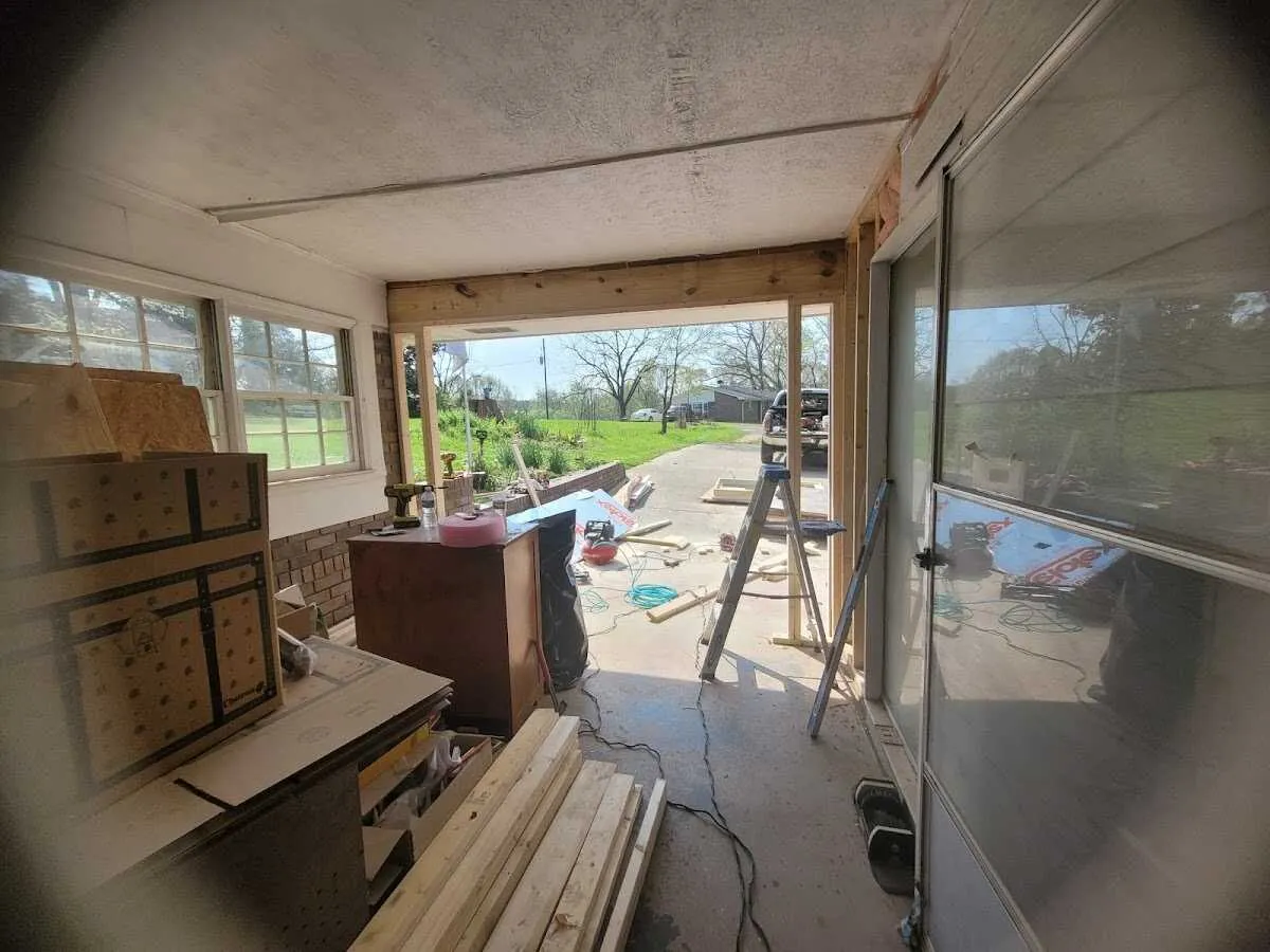 Air movers and dehumidifier for Drying & Dehumidification in Yuma